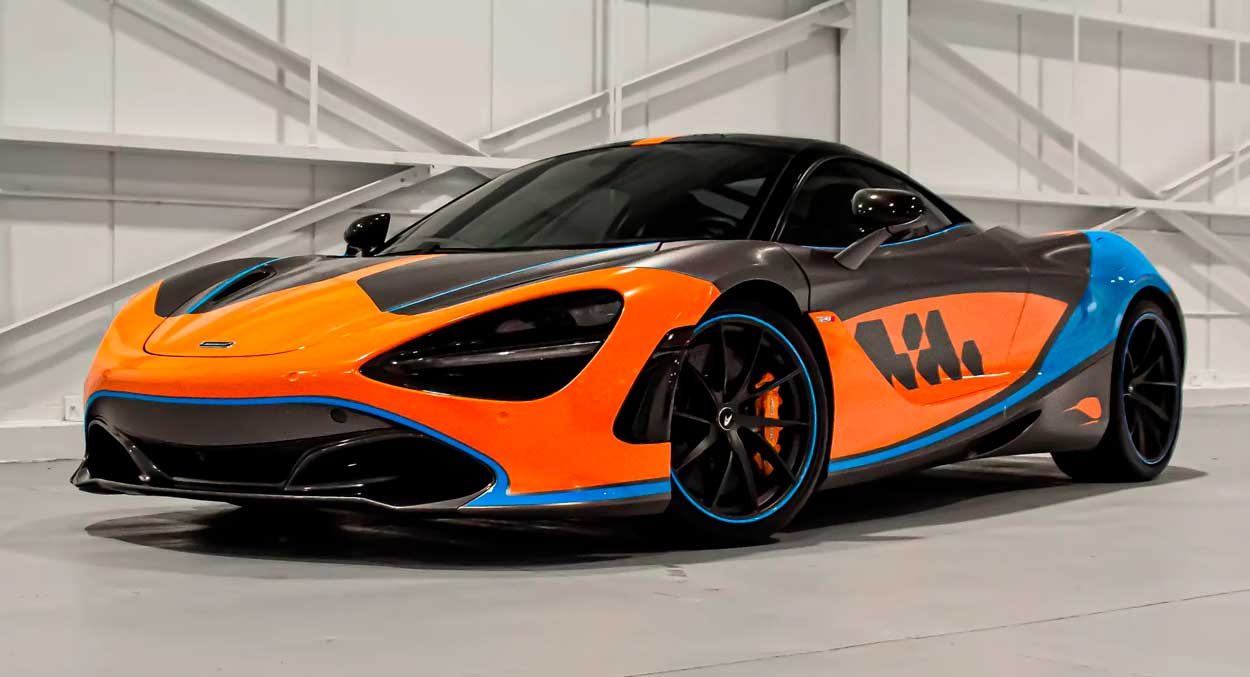 Спорт-кар McLaren_720S_2022