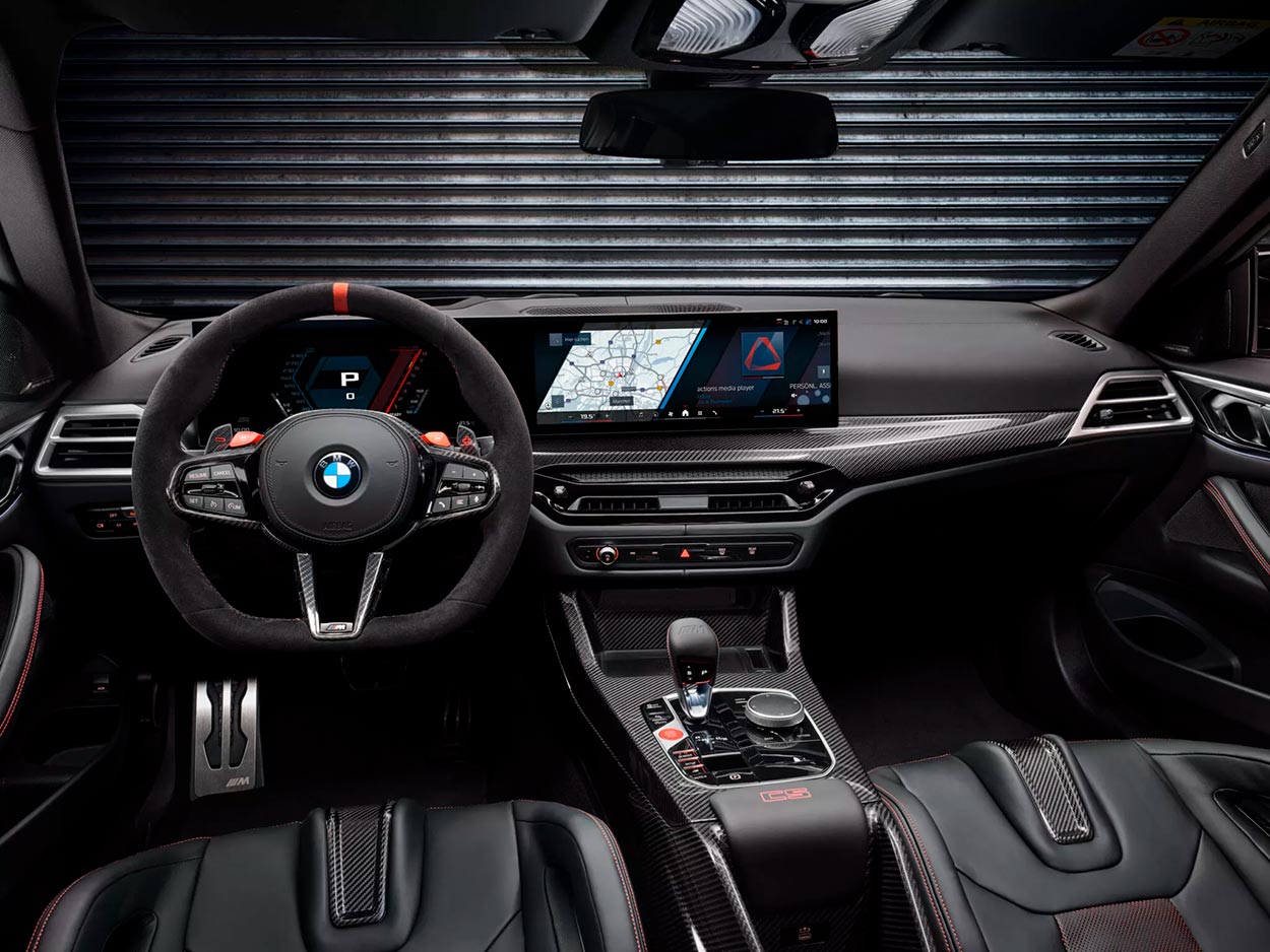 Салон BMW-M4-CS-2025