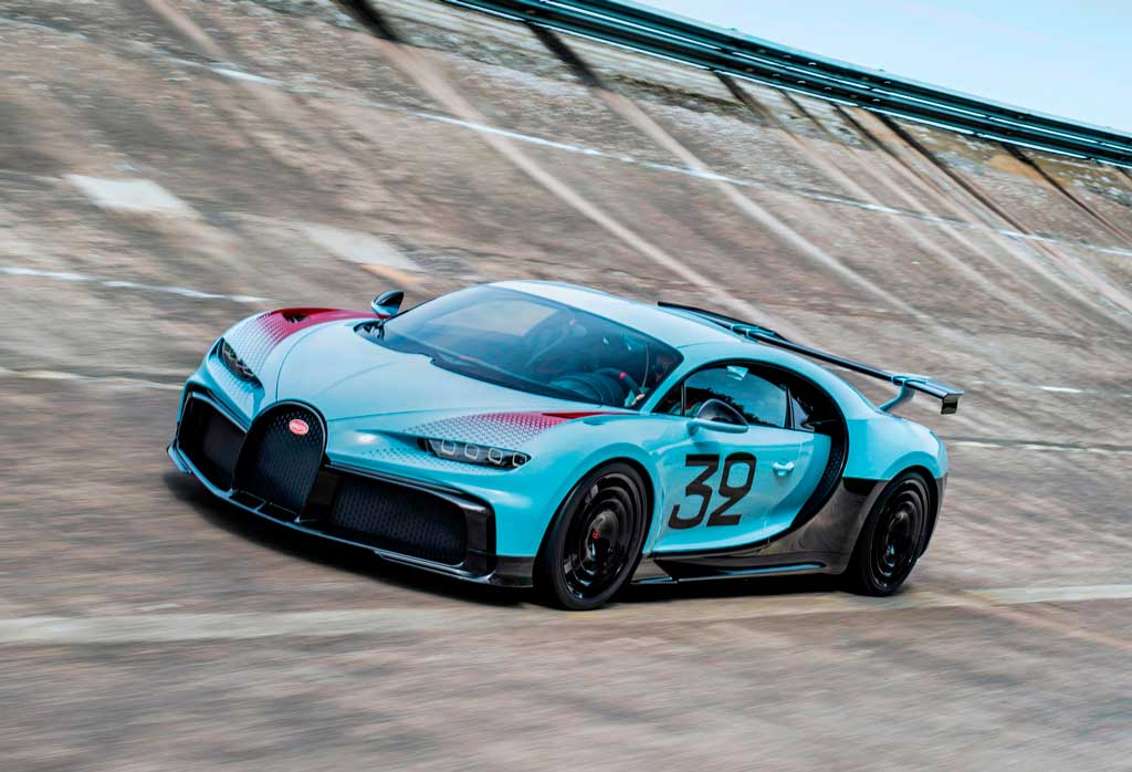 Новый спорт-кар Bugatti-Chiron-Pur-Sport-Grand-Prix