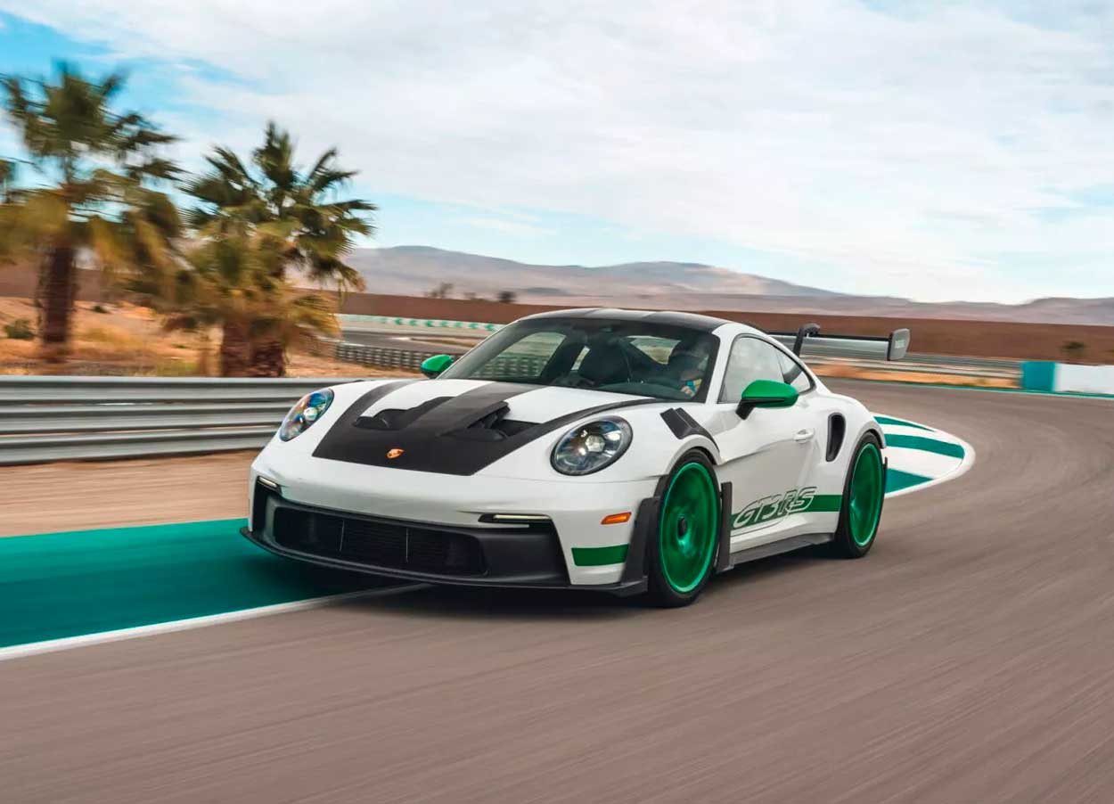 Купе Porsche-911-GT3-RS-Tribute-To-Carrera-RS-2023