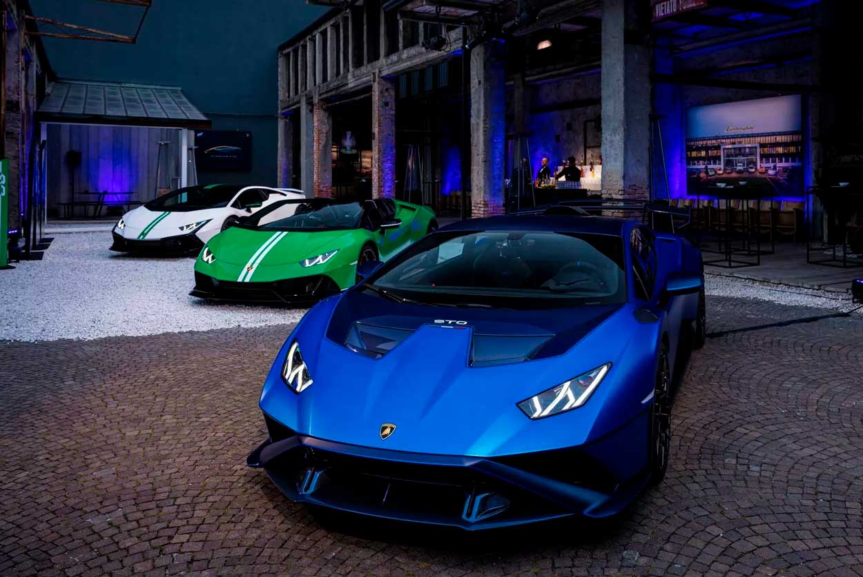 Спорт-кар Lamborghini-Milan-Design-Week