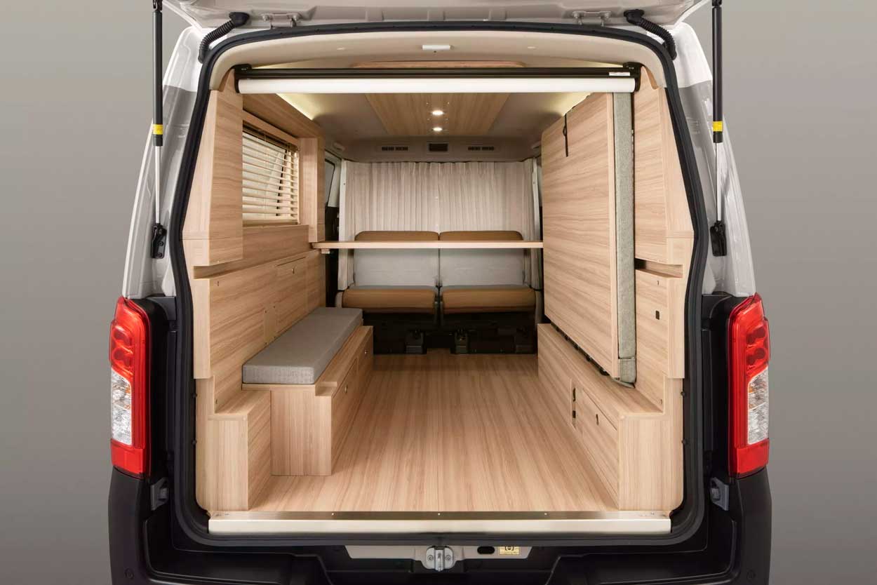 Кемпер Nissan Caravan MyRoom 2024 с универсальным модульным жилым пространством