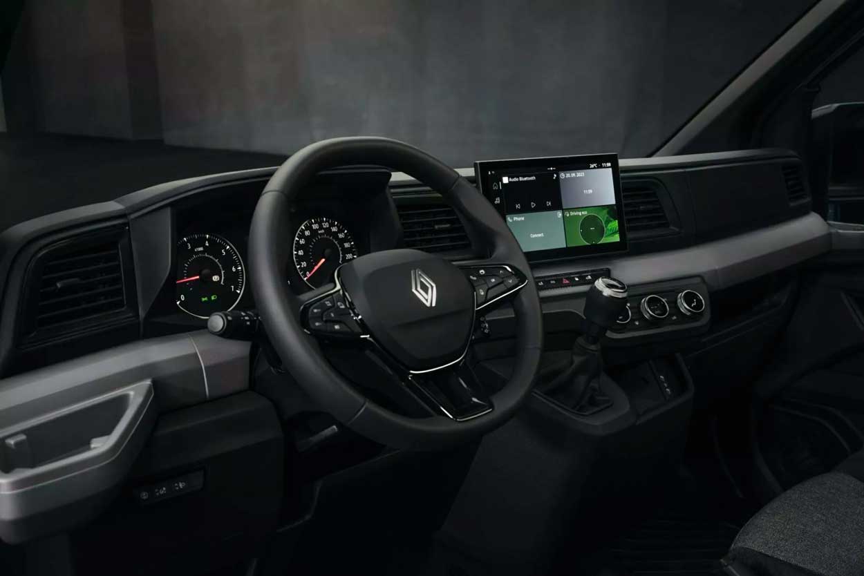 Renault Master 2024: новое поколение большого фургона