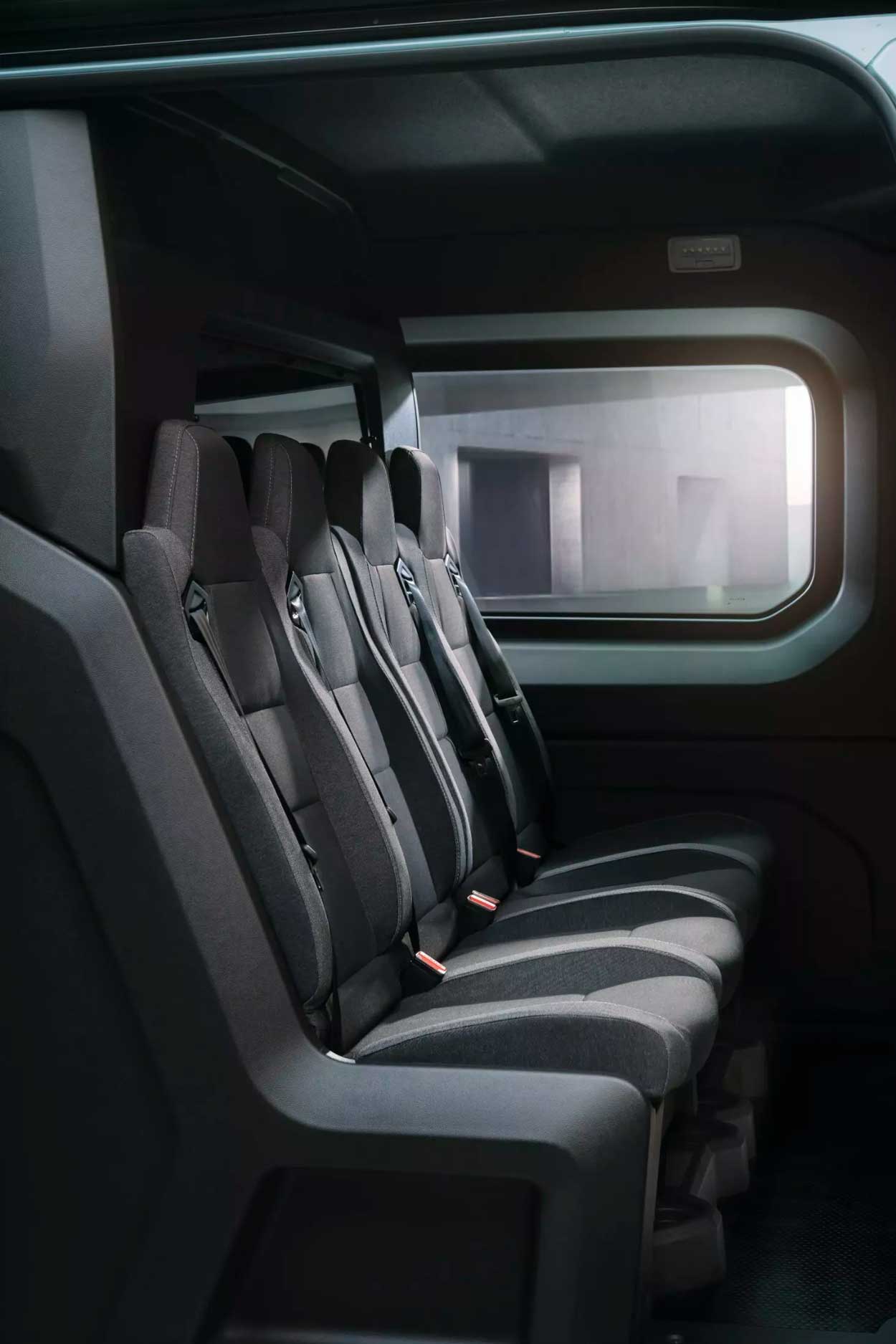 Renault Master 2024: новое поколение большого фургона