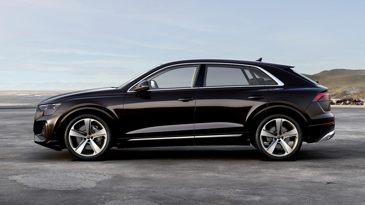 Автомобиль Audi-Q8-TFSI-e-2025