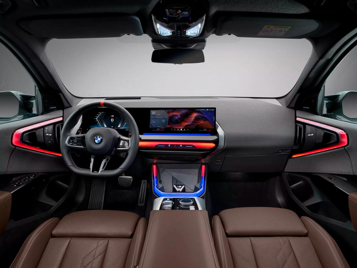 Салон BMW-X3-2025