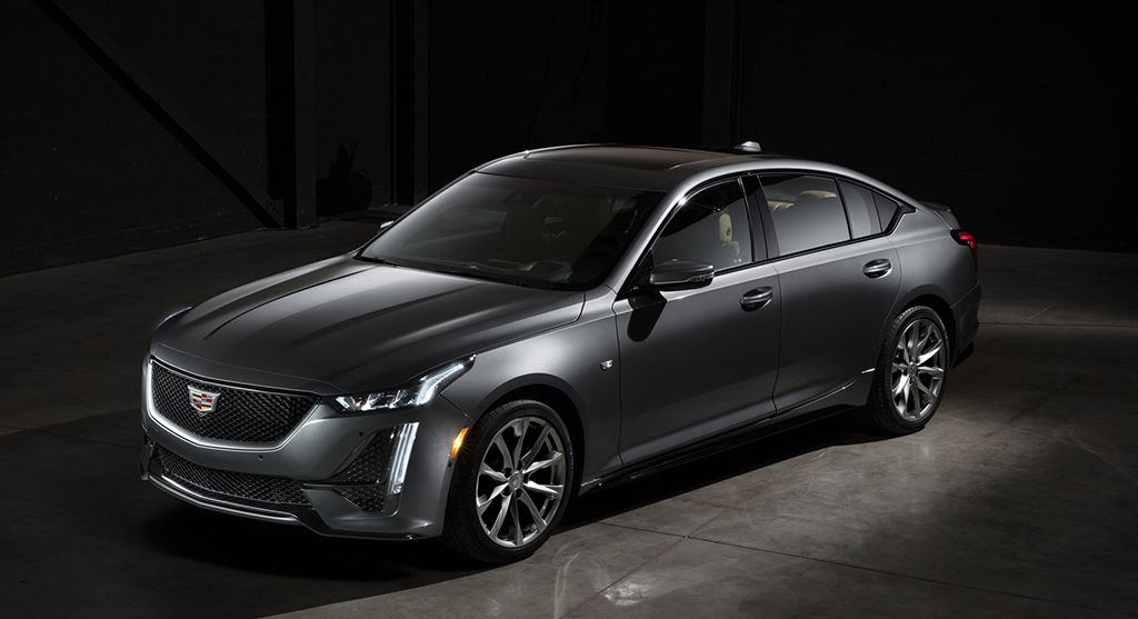Новый американский седан Cadillac CT5 Sport 2019-2020 модельного года
