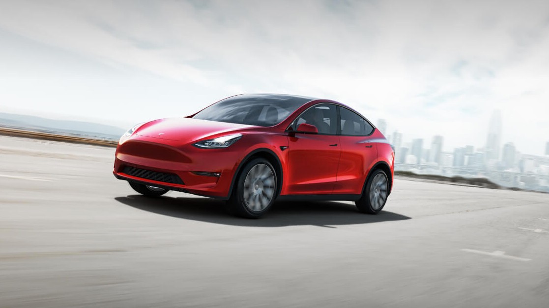 электрический кроссовер Tesla Model Y 2019-2020 года
