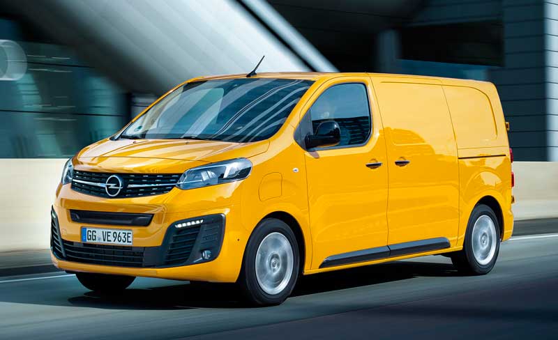Электрический фургон Opel Vivaro-e 2020